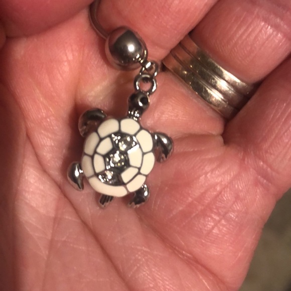 White Dangly Turtle Belly Button Ring - Picture 2 of 2